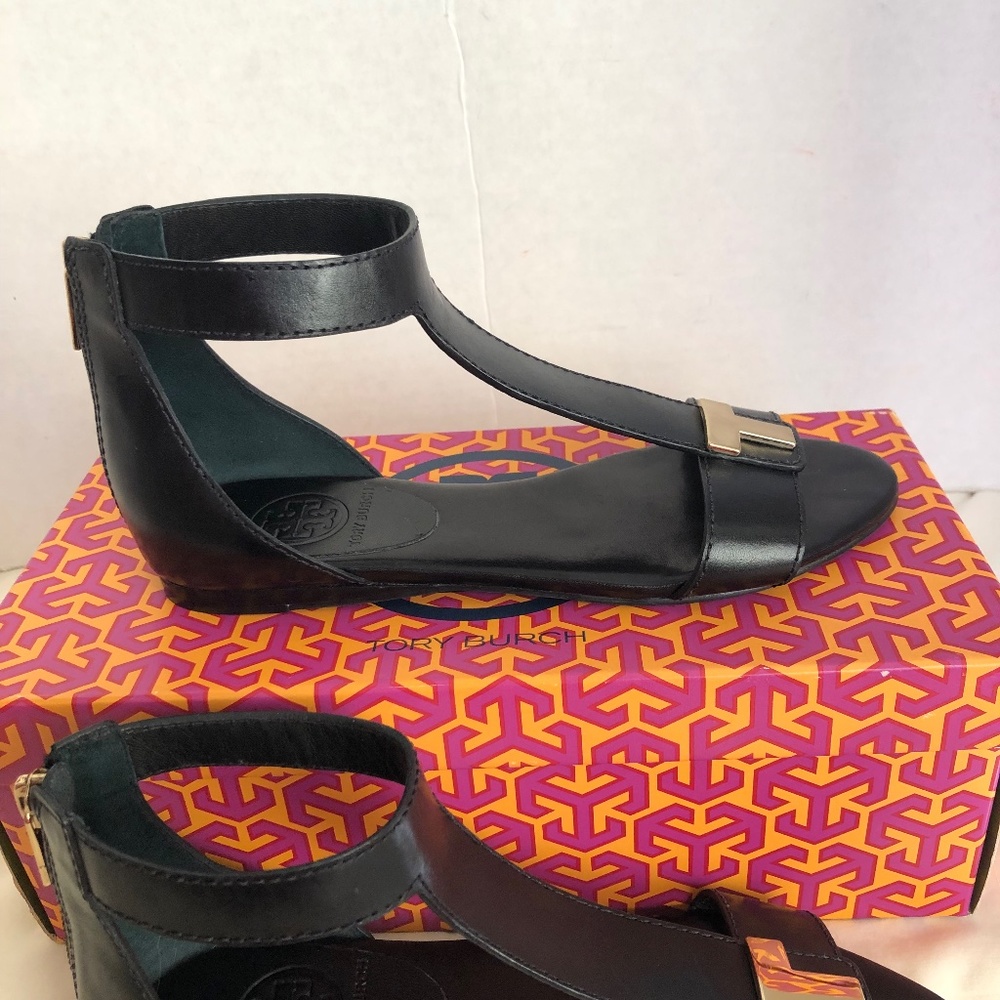 Tory Burch Black Leather Zipper Back Flat Sandal Size 6 - Picture 3 of 7